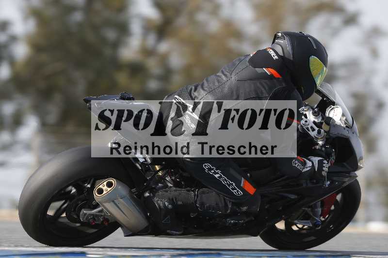 /Archiv-2024/02 29.01.-02.02.2024 Moto Center Thun Jerez/Gruppe blau-blue/71